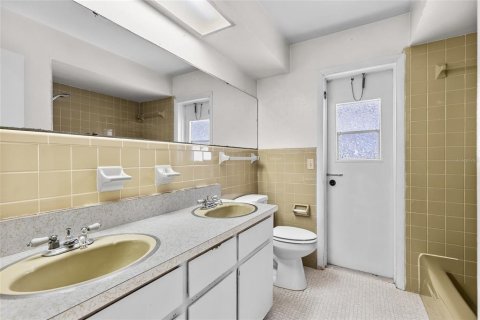 Villa ou maison à vendre à Orlando, Floride: 4 chambres, 170.2 m2 № 2149458 - photo 7