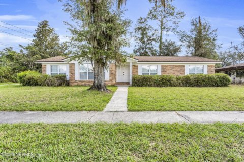 Villa ou maison à vendre à Orange Park, Floride: 4 chambres, 214.05 m2 № 773167 - photo 1