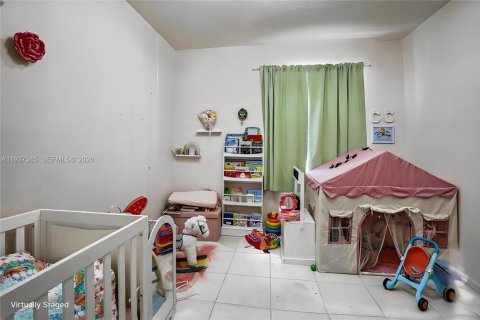 Touwnhouse à vendre à Pembroke Pines, Floride: 3 chambres, 163.88 m2 № 1995697 - photo 21