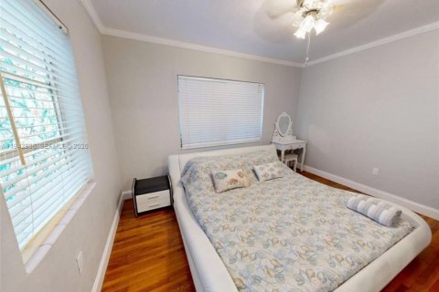 Купить виллу или дом в Холливуд, Флорида 2 спальни, 82.5м2, № 2000172 - фото 24