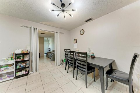 Villa ou maison à vendre à Sarasota, Floride: 3 chambres, 138.05 m2 № 2433102 - photo 21