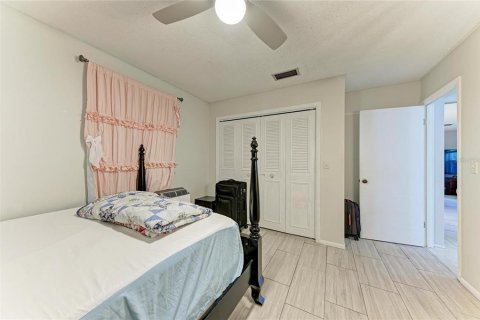 Villa ou maison à vendre à Sarasota, Floride: 3 chambres, 138.05 m2 № 2433102 - photo 28