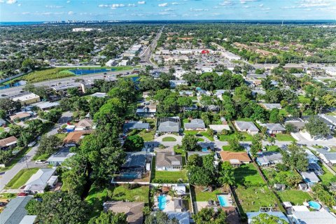 Villa ou maison à vendre à Sarasota, Floride: 3 chambres, 138.05 m2 № 2433102 - photo 7