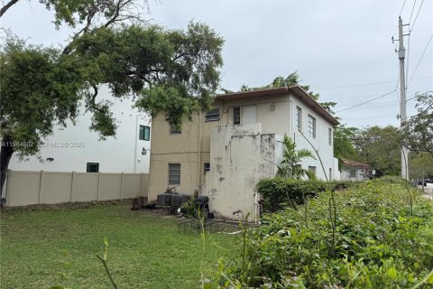 Купить коммерческую недвижимость в Майами, Флорида 206.61м2, № 2046807 - фото 5