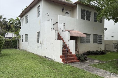 Купить коммерческую недвижимость в Майами, Флорида 206.61м2, № 2046807 - фото 3