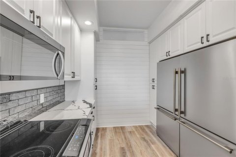 Купить кондоминиум в Нью-Смирна-Бич, Флорида 7 комнат, 134.71м2, № 2234241 - фото 18