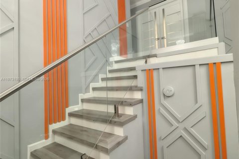 Villa ou maison à vendre à Pembroke Pines, Floride: 3 chambres, 179.77 m2 № 2035959 - photo 10