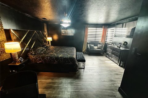 Villa ou maison à vendre à Pembroke Pines, Floride: 3 chambres, 179.77 m2 № 2035959 - photo 14