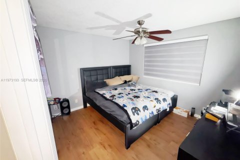 Villa ou maison à vendre à Pembroke Pines, Floride: 3 chambres, 179.77 m2 № 2035959 - photo 17