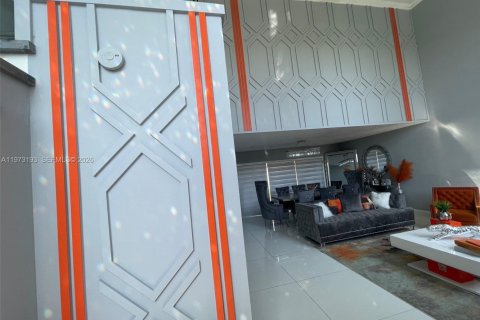 Villa ou maison à vendre à Pembroke Pines, Floride: 3 chambres, 179.77 m2 № 2035959 - photo 3