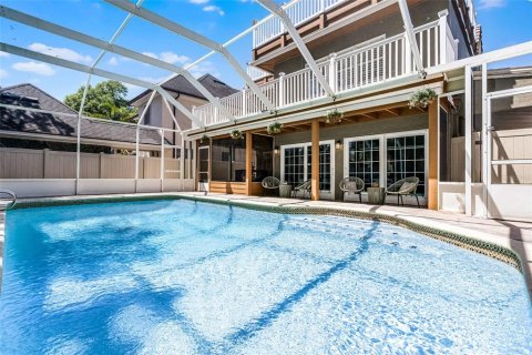 House in Orlando, Florida 4 bedrooms, 304.91 sq.m. № 1642901 - photo 13
