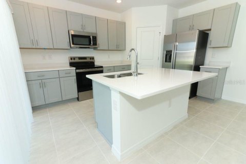 House in Leesburg, Florida 4 bedrooms, 151.43 sq.m. № 1735386 - photo 5