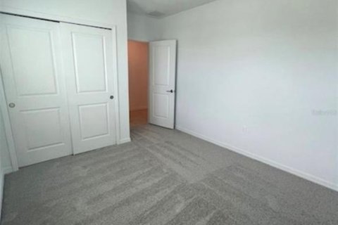 House in Leesburg, Florida 4 bedrooms, 151.43 sq.m. № 1735386 - photo 6