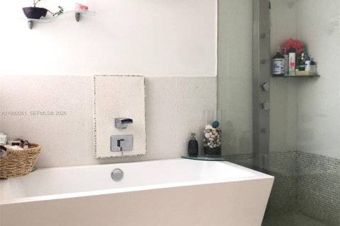 Touwnhouse à louer à Aventura, Floride: 2 chambres, 155.43 m2 № 2051502 - photo 18