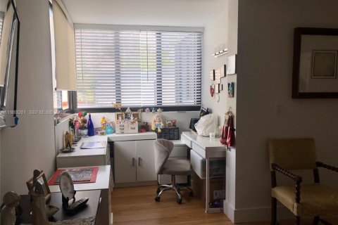 Touwnhouse à louer à Aventura, Floride: 2 chambres, 155.43 m2 № 2051502 - photo 20