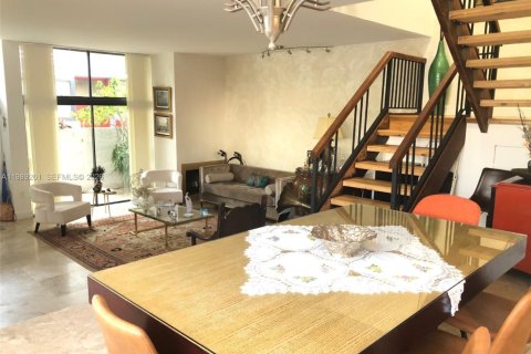 Touwnhouse à louer à Aventura, Floride: 2 chambres, 155.43 m2 № 2051502 - photo 2