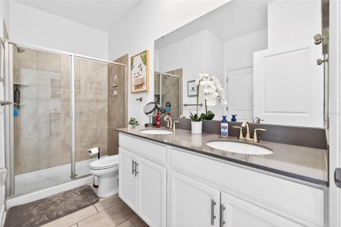 Casa en venta en Davenport, Florida, 8 dormitorios, 405.98 m2 № 2094570 - foto 17