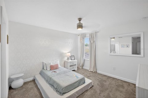Casa en venta en Davenport, Florida, 8 dormitorios, 405.98 m2 № 2094570 - foto 25