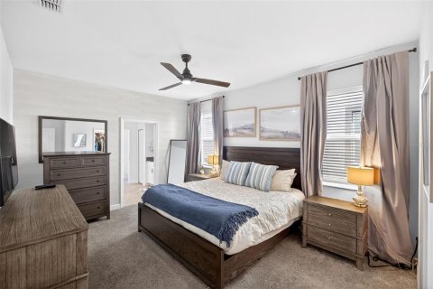 Casa en venta en Davenport, Florida, 8 dormitorios, 405.98 m2 № 2094570 - foto 12