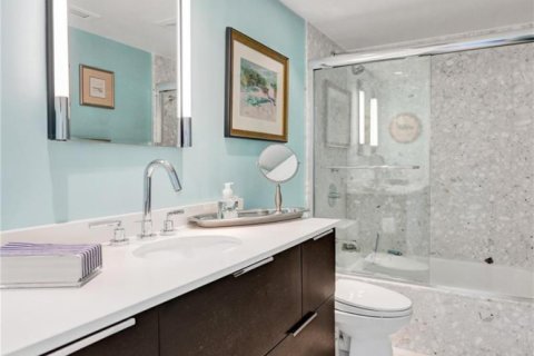 Condo in Fort Lauderdale, Florida, 2 bedrooms  № 2271822 - photo 29