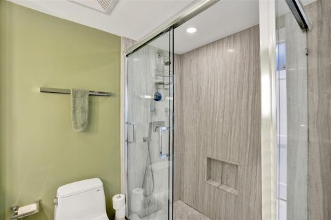 Condo in Fort Lauderdale, Florida, 2 bedrooms  № 2271822 - photo 25