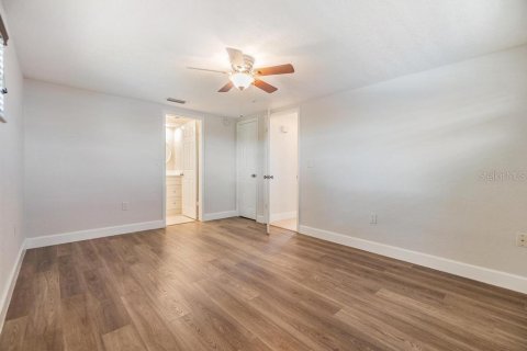 Casa en venta en New Port Richey, Florida, 2 dormitorios, 128.21 m2 № 1758144 - foto 10