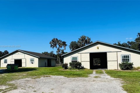Propiedad comercial en venta en Ocala, Florida № 2015626 - foto 27