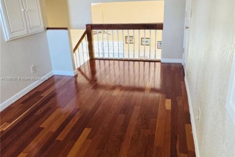 Propiedad comercial en venta en Ocala, Florida № 2015626 - foto 21