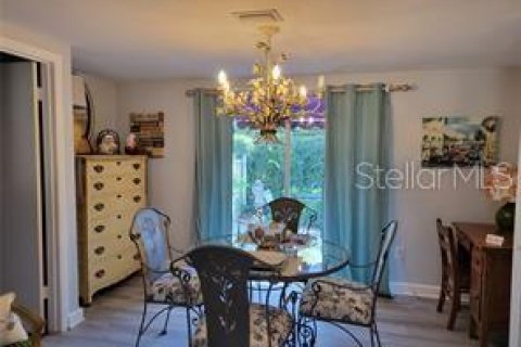House in Mount Dora, Florida 2 bedrooms, 69.68 sq.m. № 1826811 - photo 9