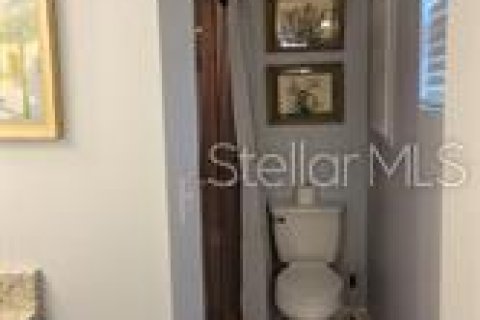 House in Mount Dora, Florida 2 bedrooms, 69.68 sq.m. № 1826811 - photo 5