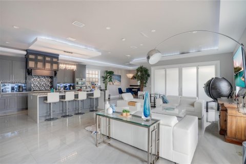 Villa ou maison à vendre à Orlando, Floride: 4 chambres, 259.1 m2 № 2003817 - photo 4