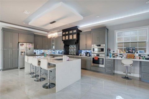 Villa ou maison à vendre à Orlando, Floride: 4 chambres, 259.1 m2 № 2003817 - photo 6