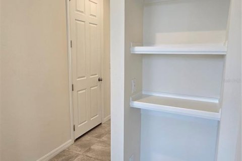 House in Kissimmee, Florida 4 bedrooms, 174.1 sq.m. № 1842157 - photo 9