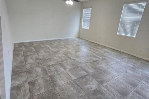 House in Kissimmee, Florida 4 bedrooms, 174.1 sq.m. № 1842157 - photo 20