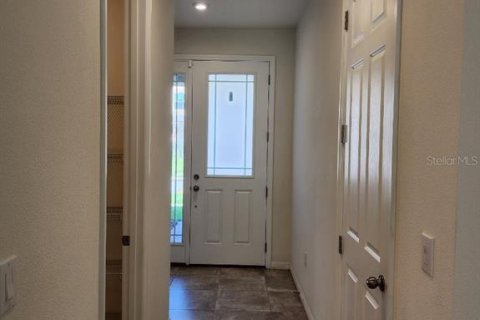 House in Kissimmee, Florida 4 bedrooms, 174.1 sq.m. № 1842157 - photo 12