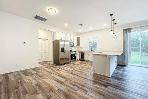 House in North Port, Florida 3 bedrooms, 152.08 sq.m. № 2108640 - photo 16