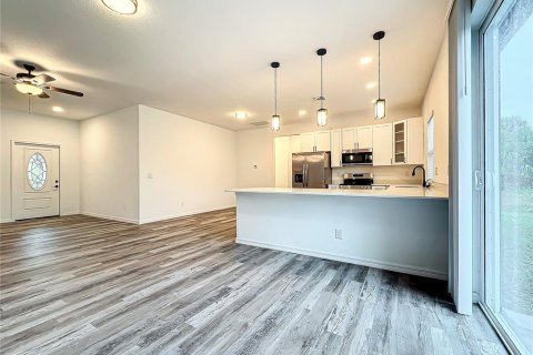 House in North Port, Florida 3 bedrooms, 152.08 sq.m. № 2108640 - photo 8
