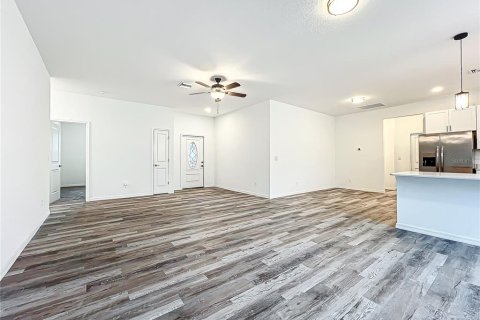 House in North Port, Florida 3 bedrooms, 152.08 sq.m. № 2108640 - photo 7
