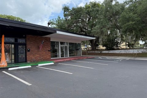 Propiedad comercial en alquiler en Ocala, Florida, 170.01 m2 № 1787984 - foto 2