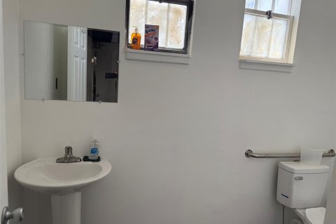 Propiedad comercial en alquiler en Ocala, Florida, 170.01 m2 № 1787984 - foto 7