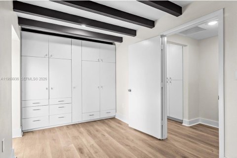 Villa ou maison à vendre à Sarasota, Floride: 3 chambres, 186.92 m2 № 2032161 - photo 16