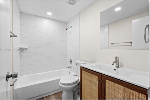 Villa ou maison à vendre à Sarasota, Floride: 3 chambres, 186.92 m2 № 2032161 - photo 10