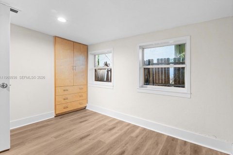 Villa ou maison à vendre à Sarasota, Floride: 3 chambres, 186.92 m2 № 2032161 - photo 9