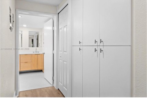 Villa ou maison à vendre à Sarasota, Floride: 3 chambres, 186.92 m2 № 2032161 - photo 14