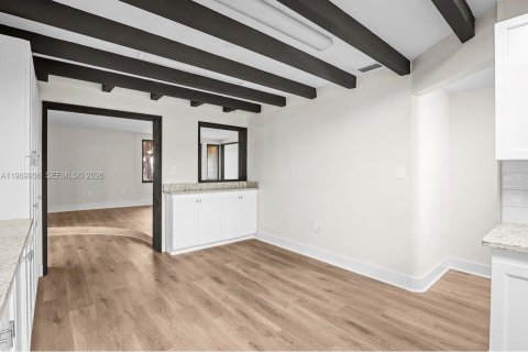 Villa ou maison à vendre à Sarasota, Floride: 3 chambres, 186.92 m2 № 2032161 - photo 7