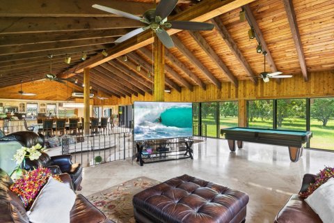 House in Miami, Florida 4 bedrooms, 399.11 sq.m. № 1977647 - photo 27