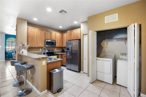 Touwnhouse à vendre à Homestead, Floride: 4 chambres, 171.87 m2 № 2170552 - photo 5