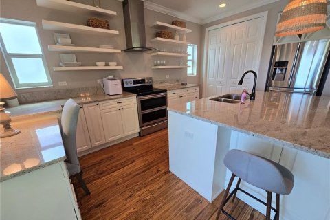 Casa en alquiler en Treasure Island, Florida, 3 dormitorios, 151.8 m2 № 1915353 - foto 15