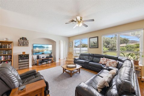 Villa ou maison à vendre à Orlando, Floride: 6 chambres, 334.63 m2 № 2358844 - photo 7