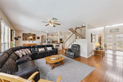 Villa ou maison à vendre à Orlando, Floride: 6 chambres, 334.63 m2 № 2358844 - photo 8